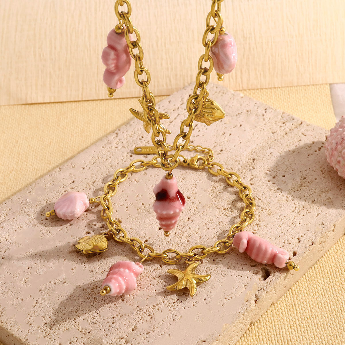 18K Gold Plated Stainless Steel Creative Beach Style Starfish Shell Seahorse Conch Pendant Ceramic Clavicle Necklace Bracelet Set