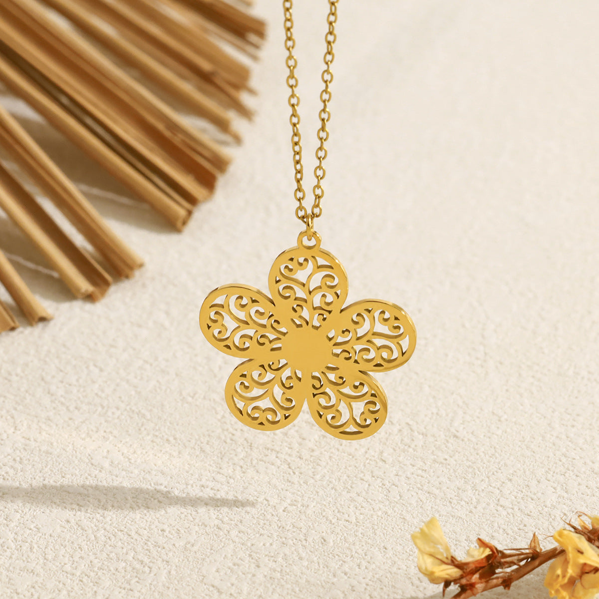 Fashion Stainless Steel Hollow Floral Pattern Clavicle Necklace Elegant Commuter Accessory