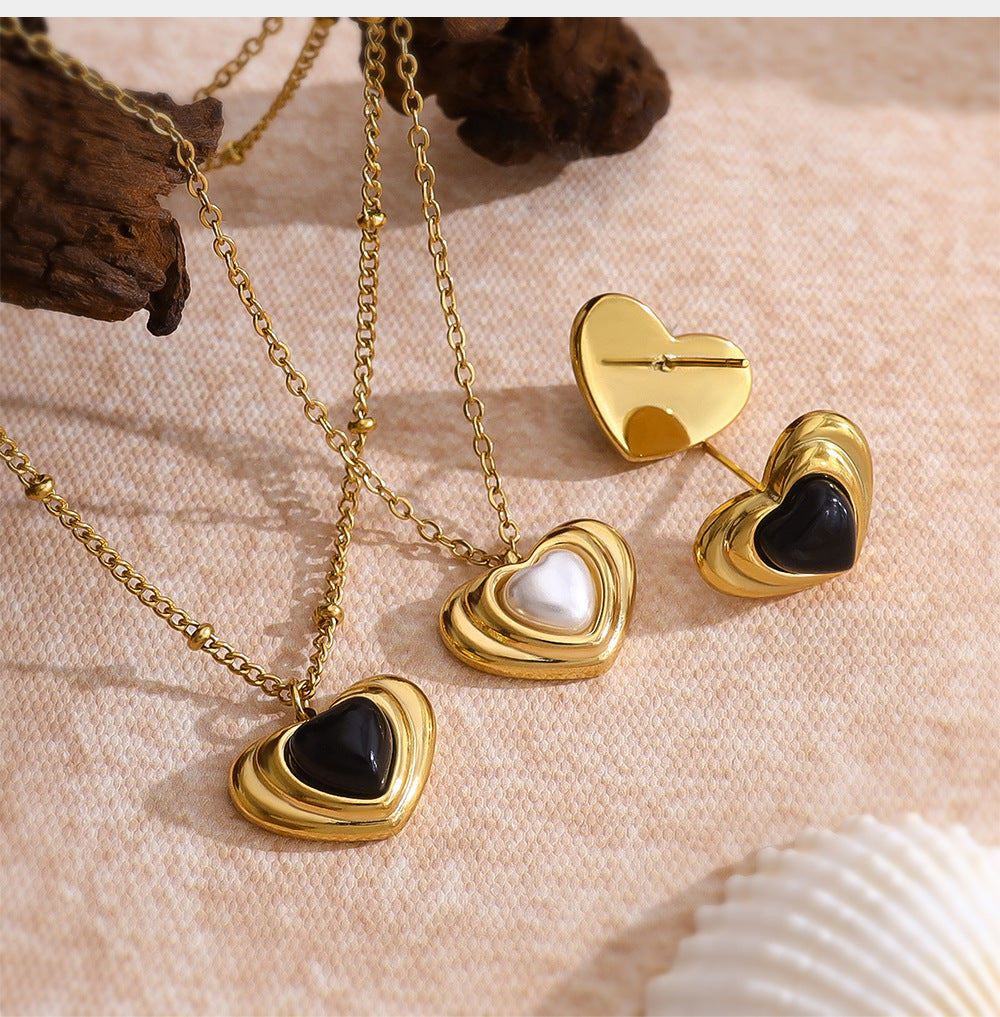 18K Gold Plated Titanium Steel Vintage Heart Shaped Pearl Black Stone Pendant Necklace