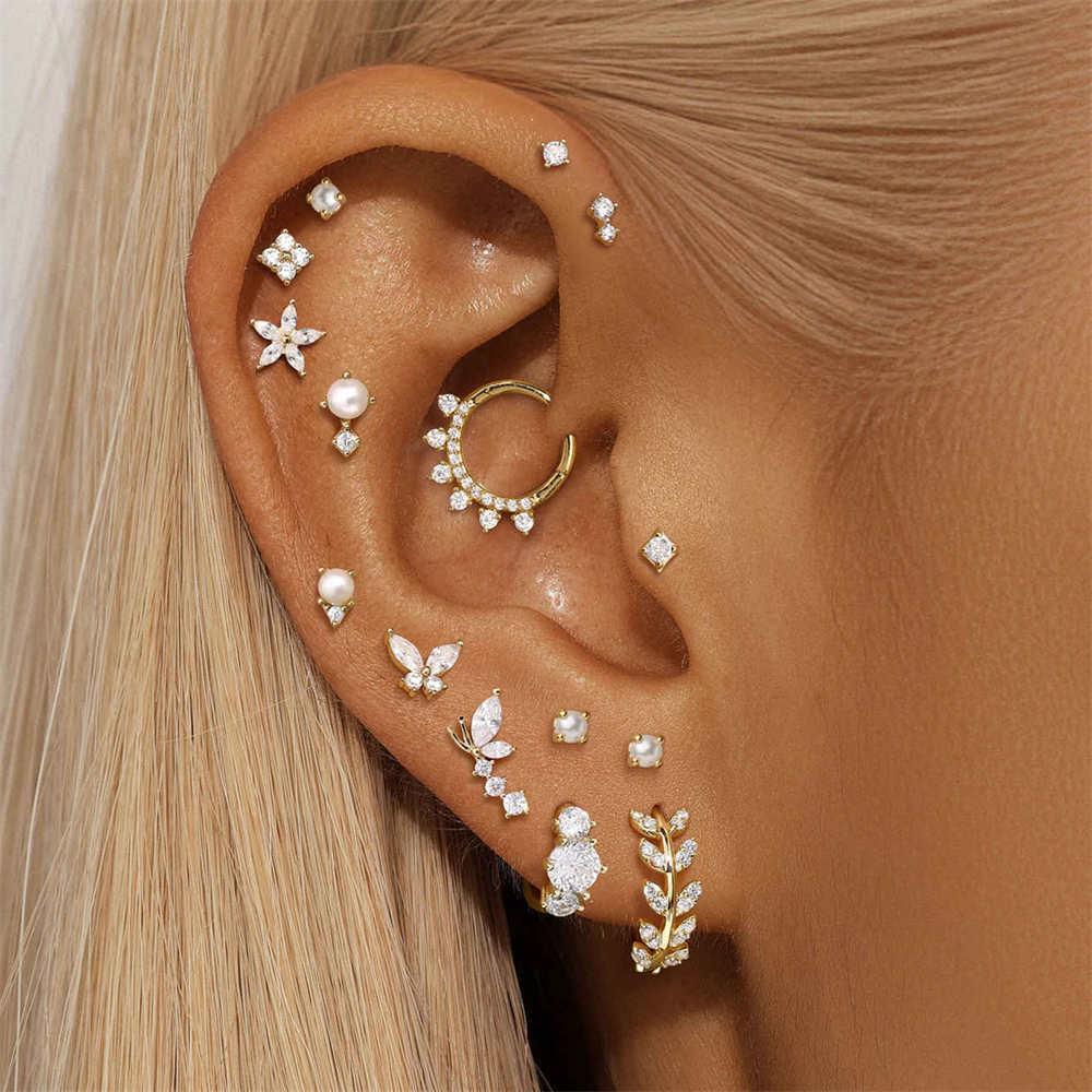14K Gold Shiny Zircon Cartilage Stud – Single Earring for Piercings
