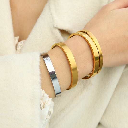 Geometric Polished Surface Couple Open Clasp Bangle – 18K Gold-Plated Titanium Steel Jewelry