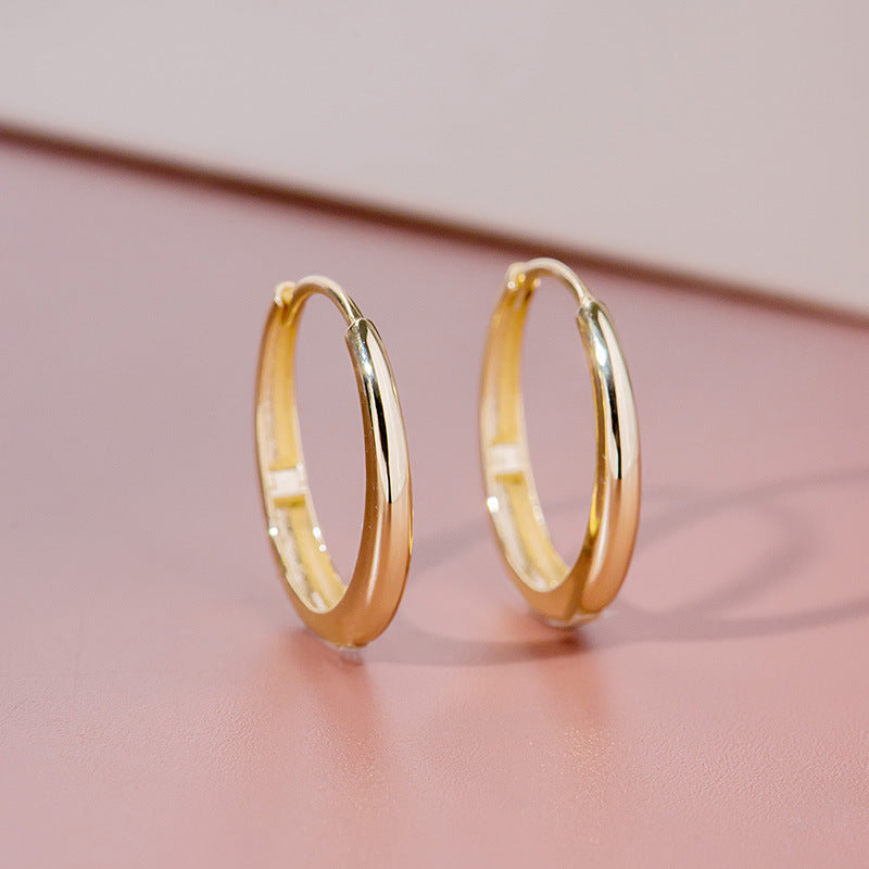 14K Gold Minimalist Circle Earrings – Lightweight Studs for Everyday Elegance