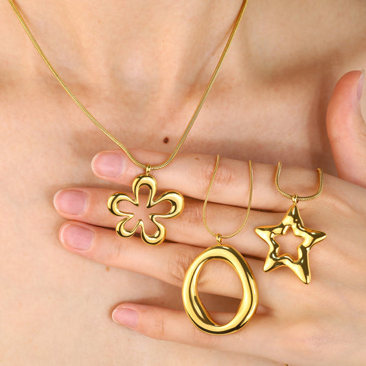 Stylish 18K Gold Plated Titanium Pendant Clavicle Necklace | Four Pendant Designs: Flower, Heart, Round, Star | Adjustable Chain Length