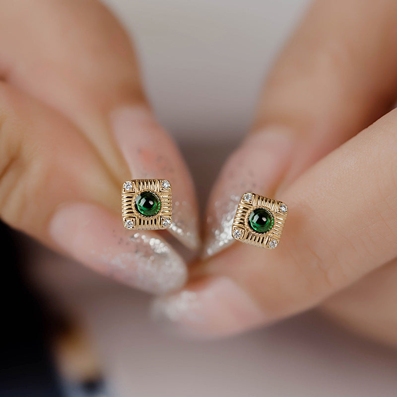 14K Solid Gold Moissanite Vintage Stud Earrings – Elegant & Timeless Jewelry