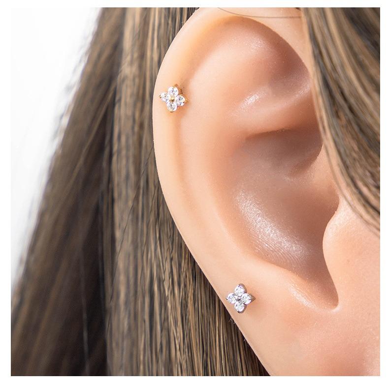 G23/F136 Titanium Internally Threaded CZ Flat-Back Cartilage Stud Earrings – Hypoallergenic Piercing Jewelry for Helix, Tragus, Conch & Lobe
