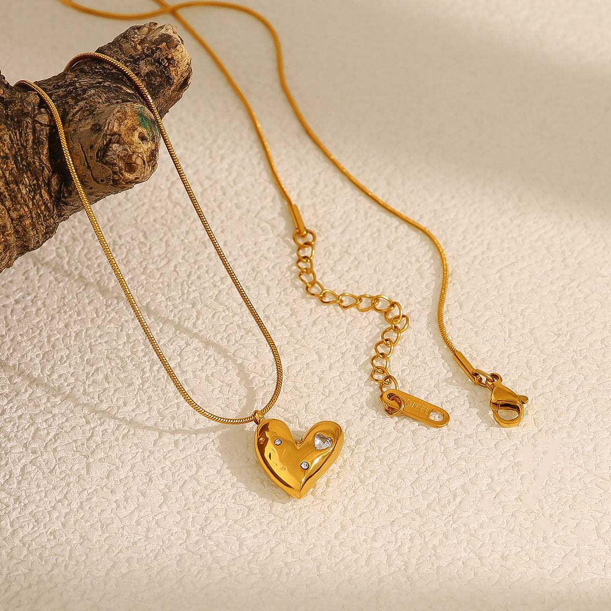 18K Gold Plated Titanium Steel Heart Crystal Pendant Necklace - Simple Fashion Jewelry