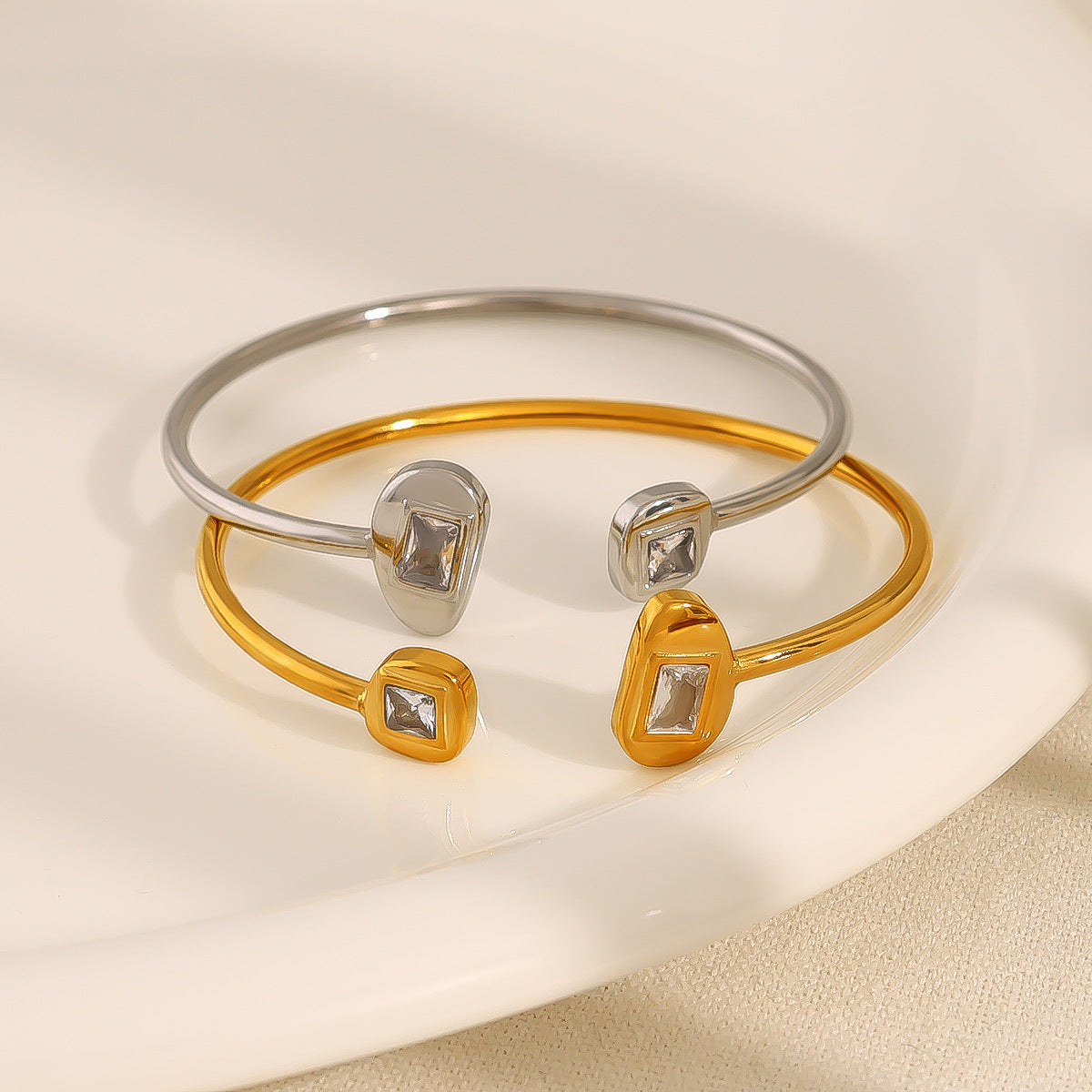 Zircon Open Elastic Bangle – 18K Gold-Plated Titanium Steel Jewelry