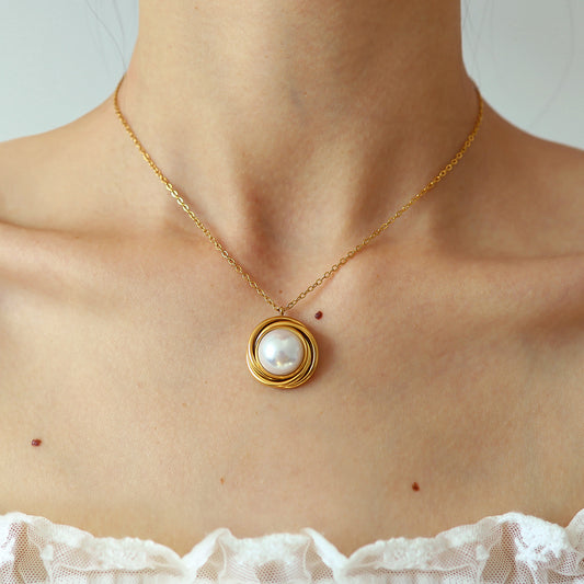 18K Gold Plated Titanium Steel Rose Flower Pearl Pendant Necklace - Fashion Luxurious Chain Jewelry