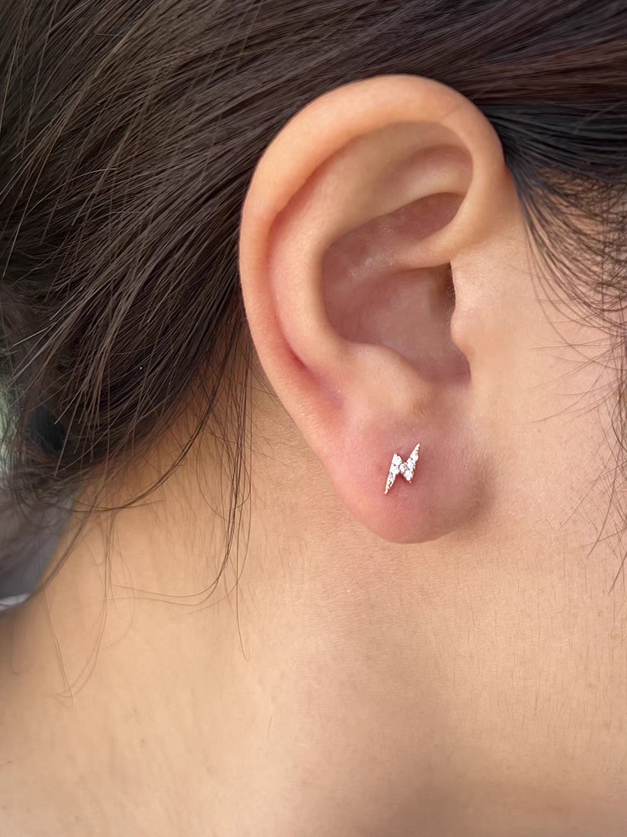14K Gold Lightning Bolt Zircon Stud Earrings – Bold & Dainty