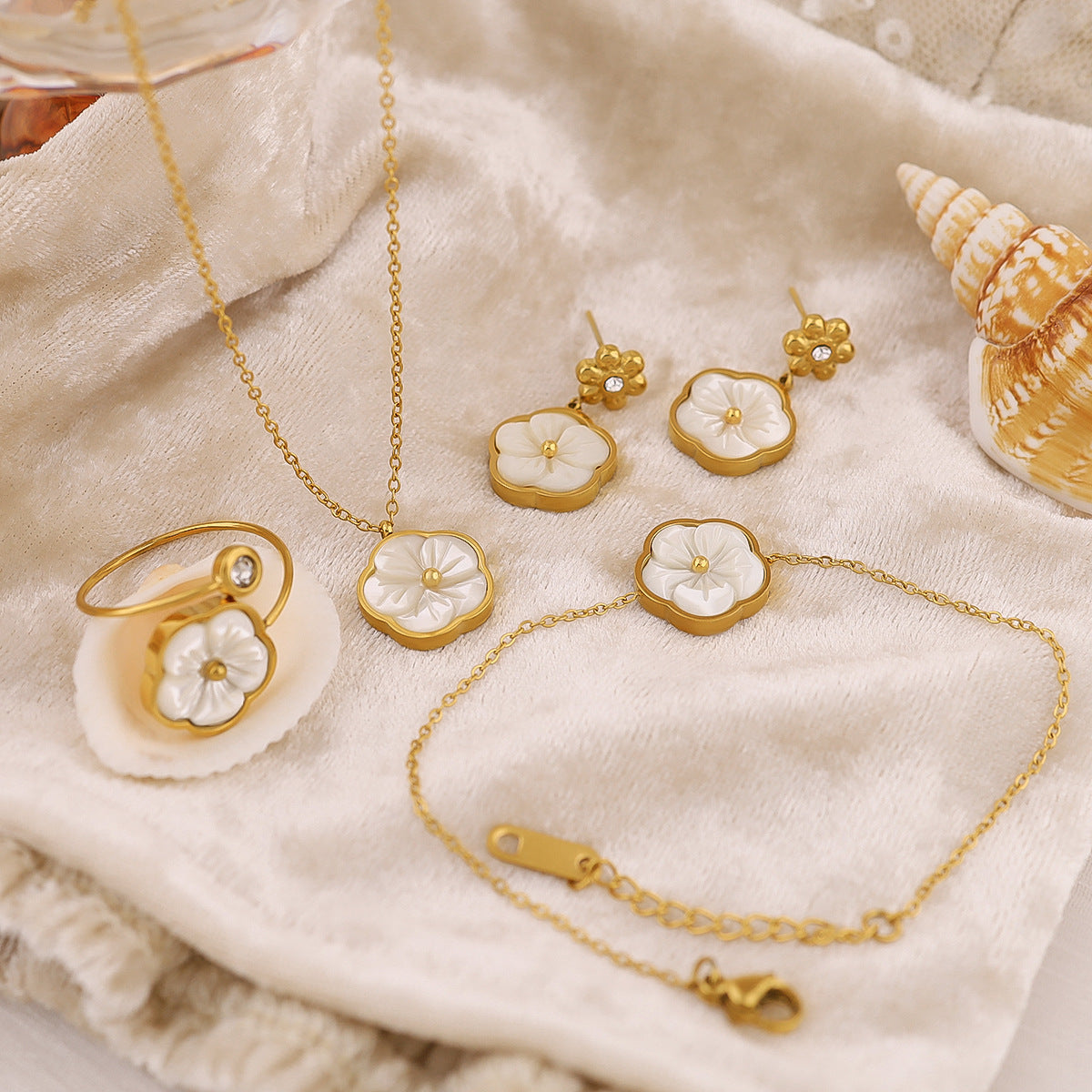 18K Gold Plated Titanium Steel Flower Pendant Necklace, Bracelet & Ring | Elegant Fashion Jewelry Set