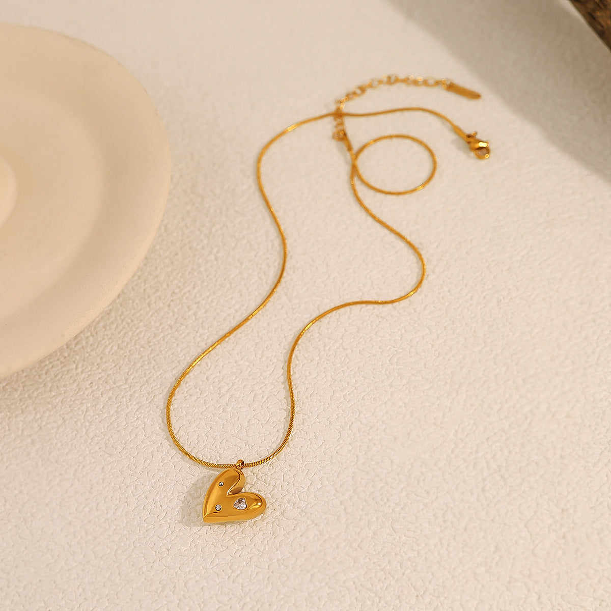 18K Gold Plated Titanium Steel Heart Crystal Pendant Necklace - Simple Fashion Jewelry