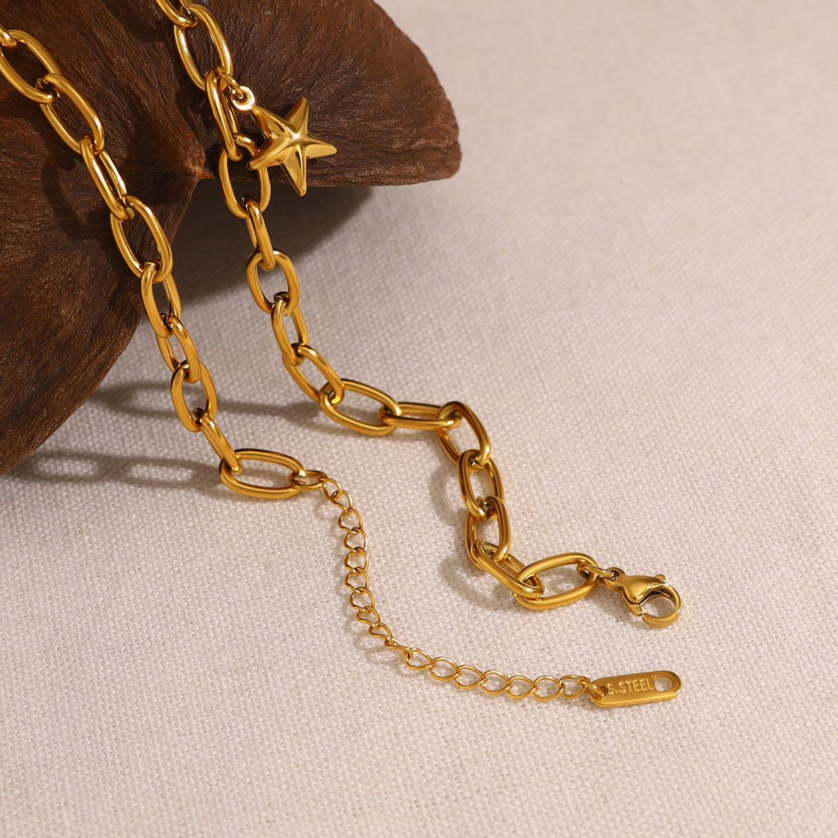 18K Gold Plated Titanium Steel Ocean-Inspired Starfish, Fish, Dolphin, Shell Pendant Necklace | Trendy Beach Jewelry