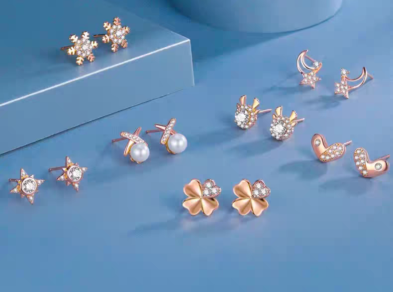 Jewelry Customization Services | Custom Earrings, Necklaces, Rings, Lip Piercings, Belly Button Rings, Anklets | Premium Custom Jewelry | Wanti Jewelry