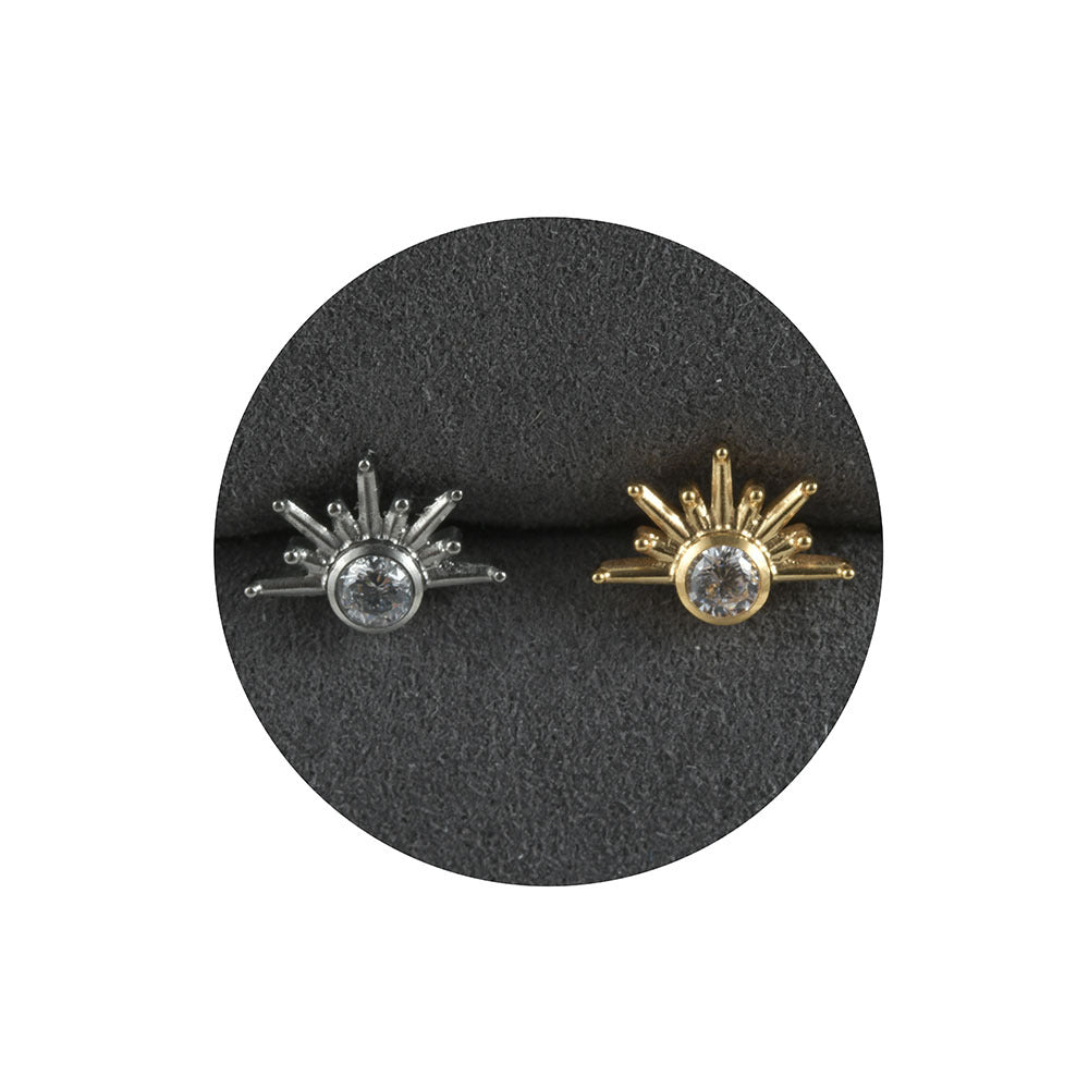 Little Sun shape 18G Threadless Flatback Labret Ear Piercing