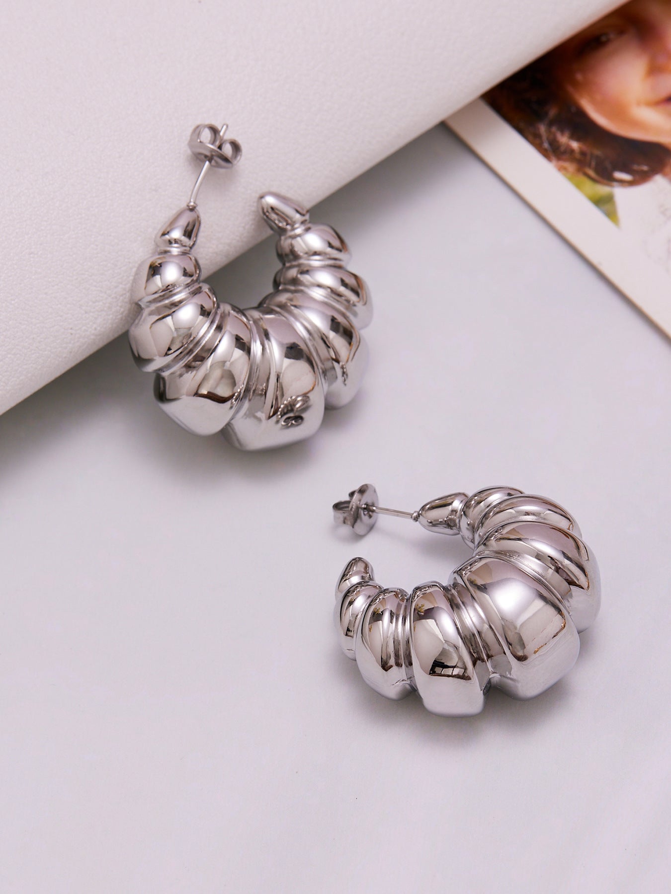Twisted Horn Bag Hoop Earrings Set – High-Quality Stainless Steel Minimalist Statement Jewelry | WANTI Jewelry