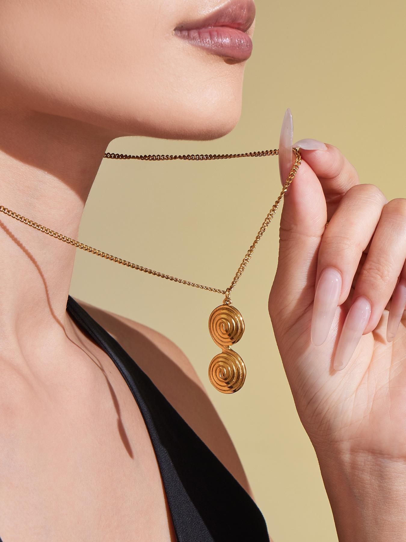 8-Shaped Twist Pendant Necklace & Stud Earrings Set - Gold Stainless Steel Jewelry