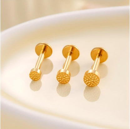 F136 Titanium Alloy Round Disc Hammered Texture Cartilage Piercing Lip Piercing Barbell – Fashionable Body Jewelry for Piercings