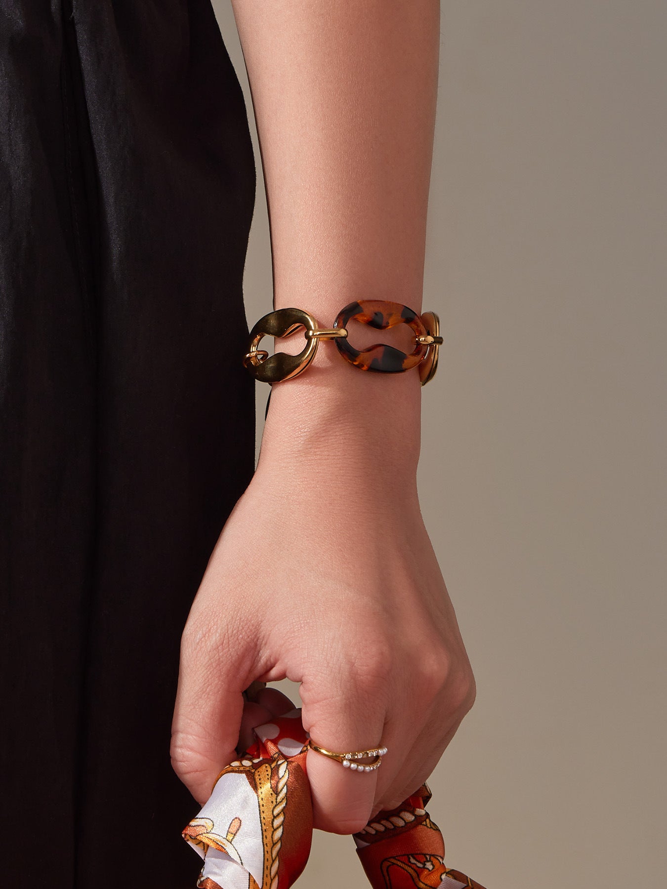 Geometric Resin Jewelry Set – Stainless Steel Necklace Bracelet Earrings | Chic Fashion Statement Set for Women