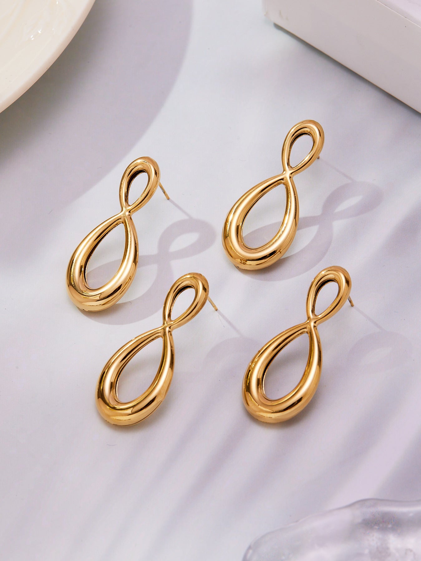 Stainless Steel Retro Geometric Earrings | Figure-8 & Square Shaped Minimalist Hoop Earrings | High-End Fashion Jewelry