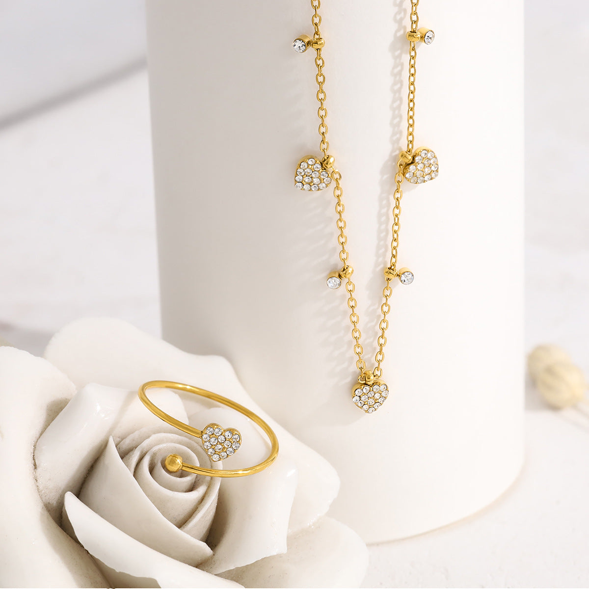Elegant Heart-Shaped Crystal Necklace & Ring Set – 18K Gold Plated Titanium Steel