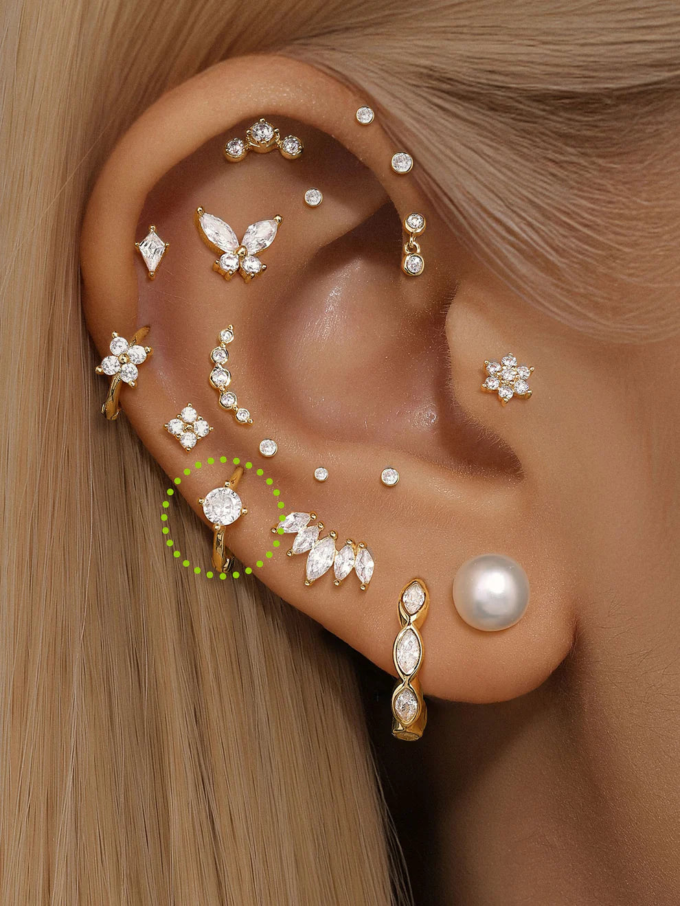 14K Gold Four-Claw Zircon Stud Earrings – Classic & Brilliant