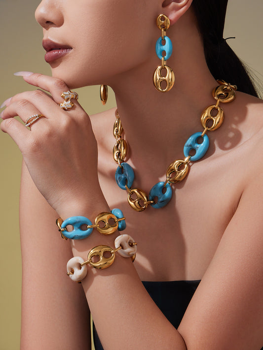 Colorful Resin Pig Nose Pendant Jewelry Set – Stainless Steel Necklace, Bracelet & Earrings | Trendy Chunky Chain Fashion Accessories