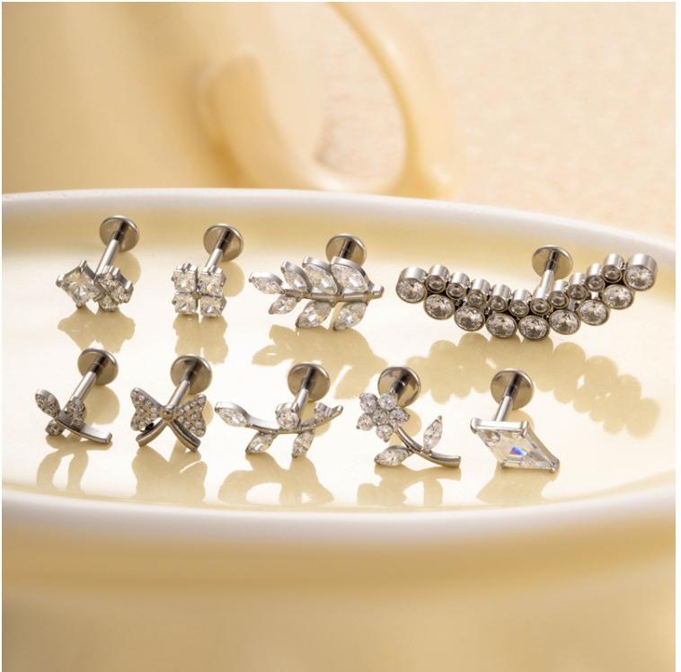 G23/F136 Titanium Flower Flat Back Labret Stud – 9 Designs | Hypoallergenic Cartilage Piercing Jewelry