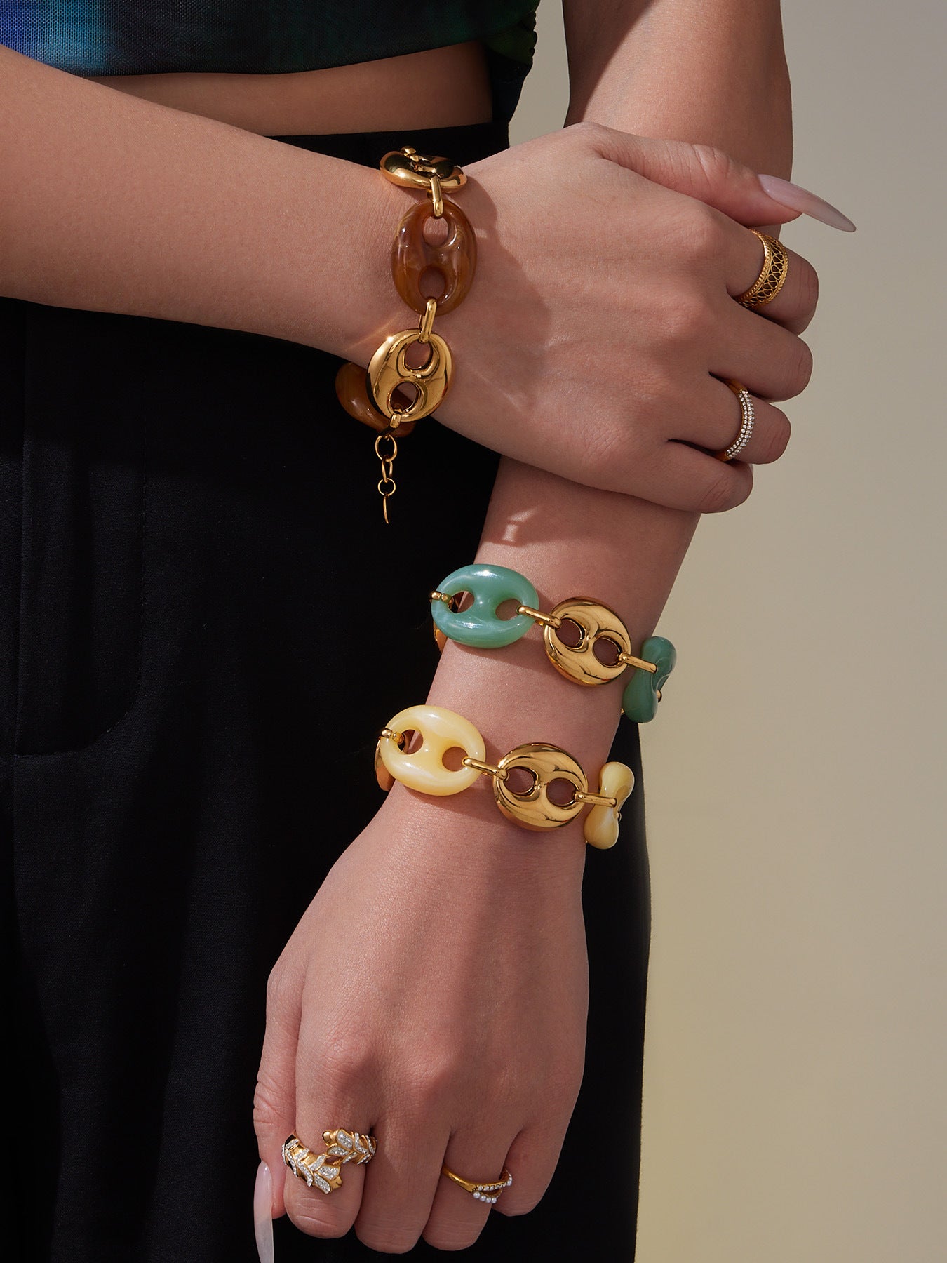 Colorful Resin Pig Nose Pendant Jewelry Set – Stainless Steel Necklace, Bracelet & Earrings | Trendy Chunky Chain Fashion Accessories