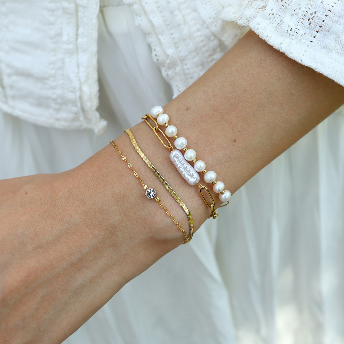 18K Gold Plated Stainless Steel Pearl Bracelet – Elegant Layered Chain Design | Timeless Fashion Jewelry Gift for Women