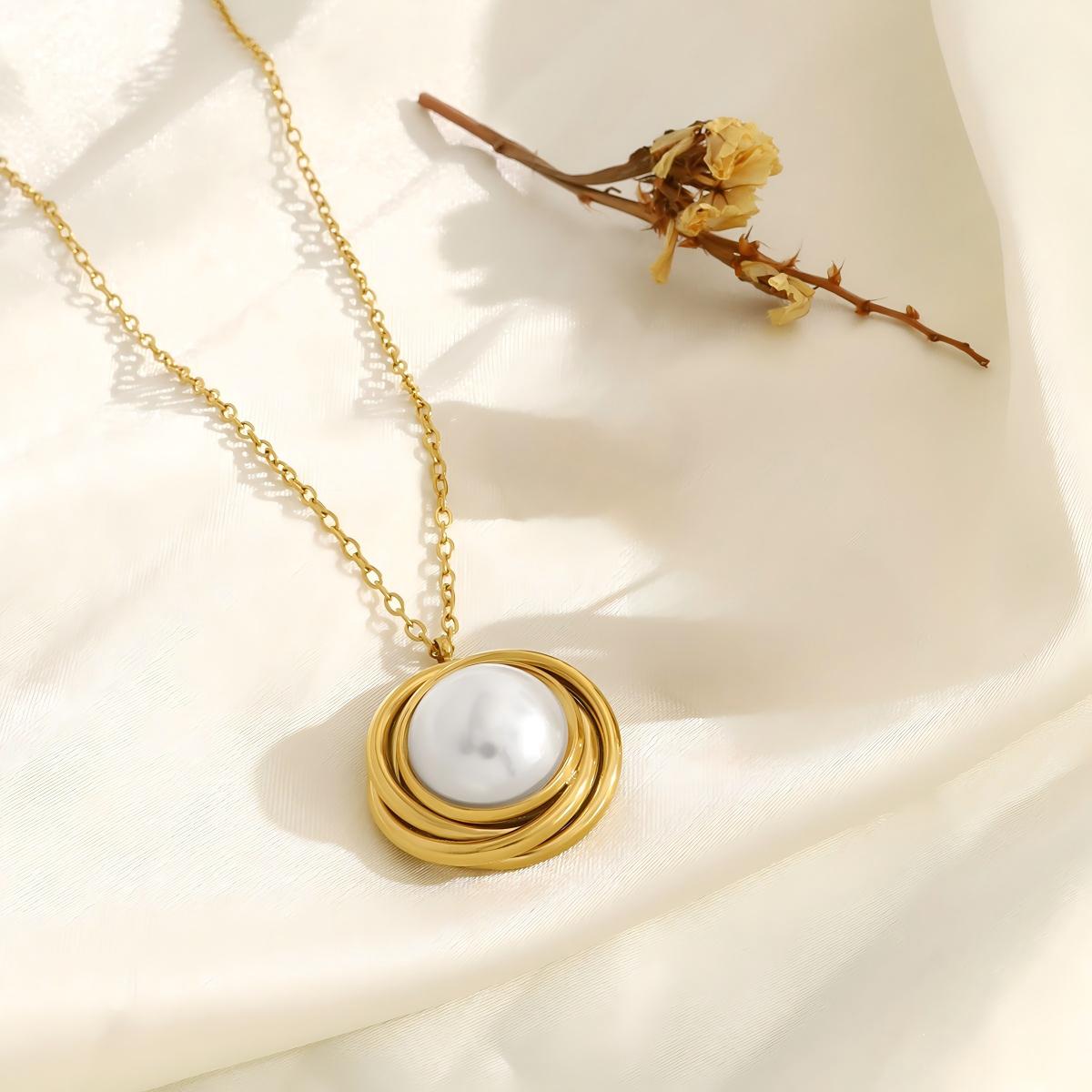 18K Gold Plated Titanium Steel Rose Flower Pearl Pendant Necklace - Fashion Luxurious Chain Jewelry