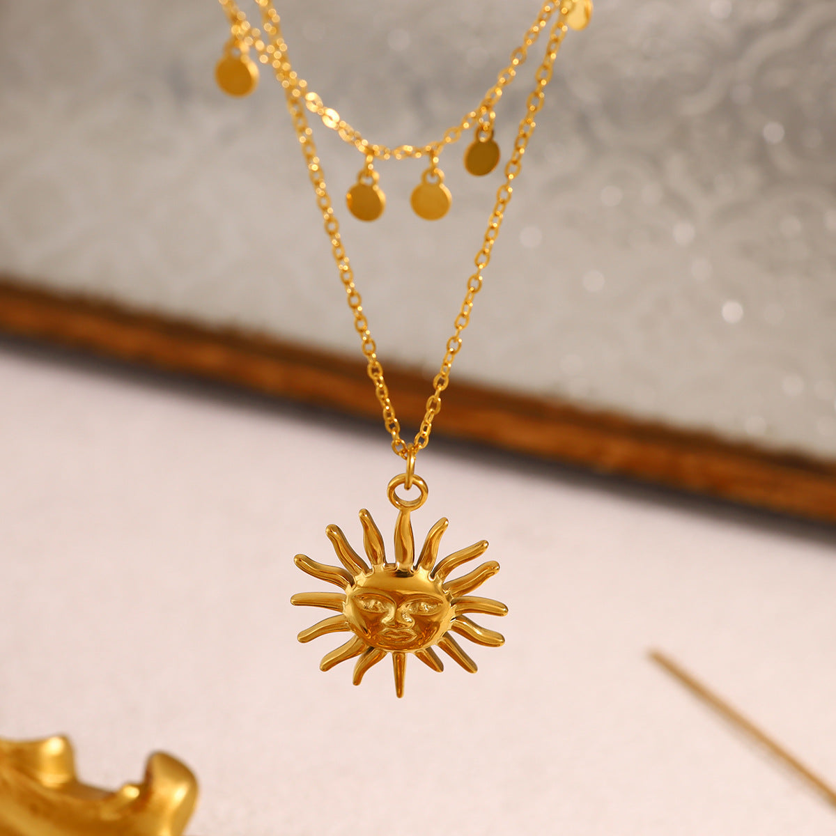 18K Gold Plated Stainless Steel Sun & Star Pendant Necklace – Minimalist Layered Crystal Jewelry for Women