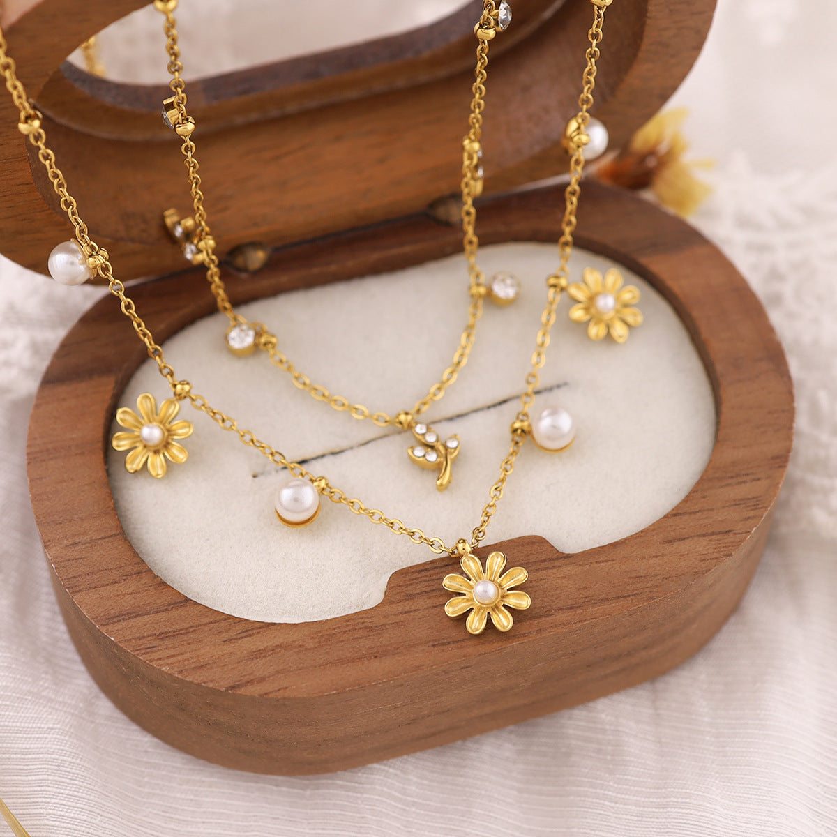 18K Gold Plated Titanium Steel Pearl & Leaf Flower Pendant Necklace | Elegant Fashion Jewelry