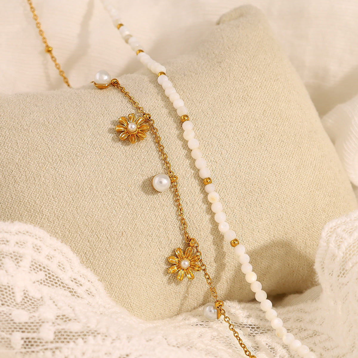 18K Gold Plated Titanium Steel Pearl & Shell Beaded Flower Pendant Necklace | Elegant Fashion Jewelry