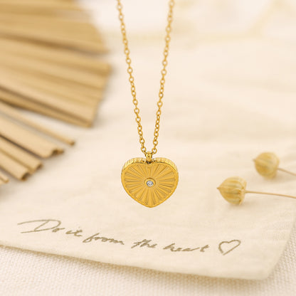 18K Gold-Plated Titanium Steel Crystal Heart Pendant Necklace | Fashion Jewelry for Women | Perfect Gift