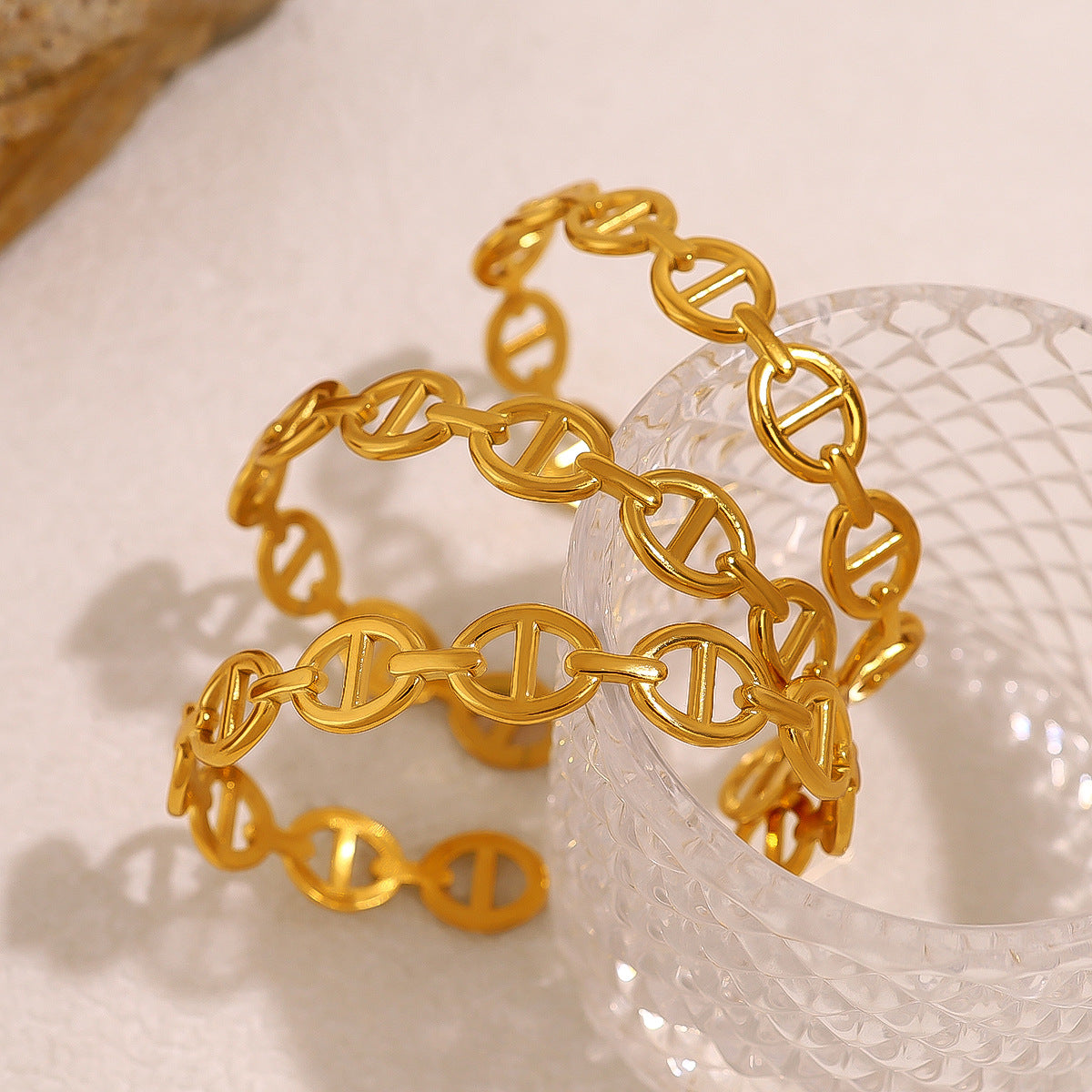 18K Gold Plated Stainless Steel Hollow Open Bangle Bracelet – Modern Geometric Statement Jewelry