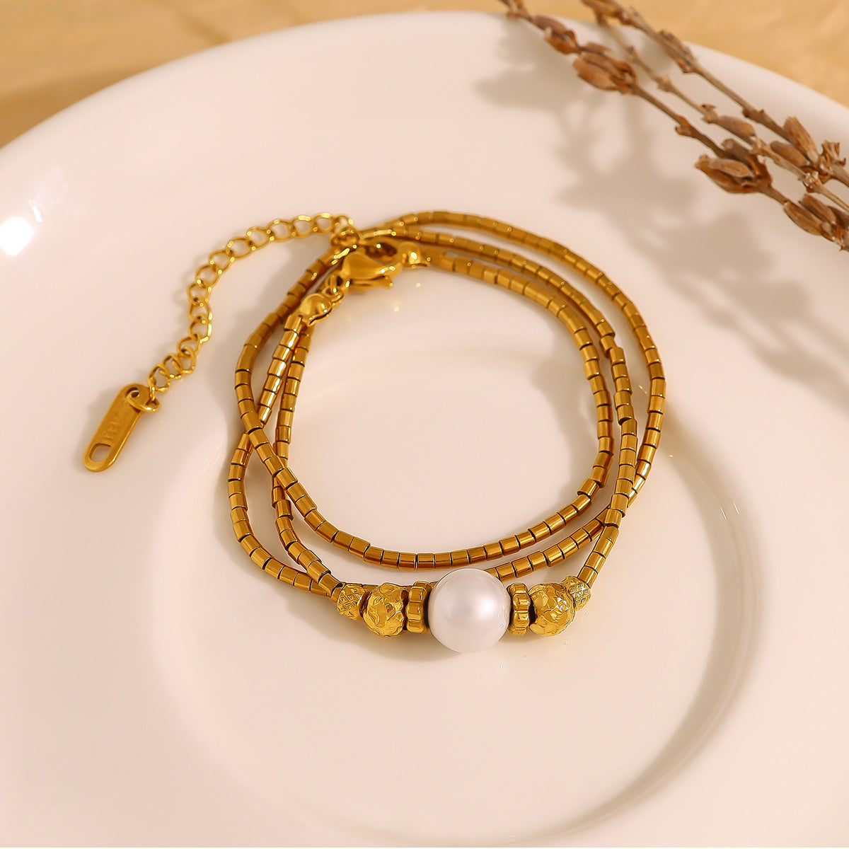 18K Gold Plated Stainless Steel Pearl Pendant Necklace – Elegant Minimalist Jewelry for Women