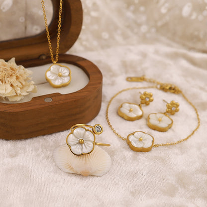 18K Gold Plated Titanium Steel Flower Pendant Necklace, Bracelet & Ring | Elegant Fashion Jewelry Set