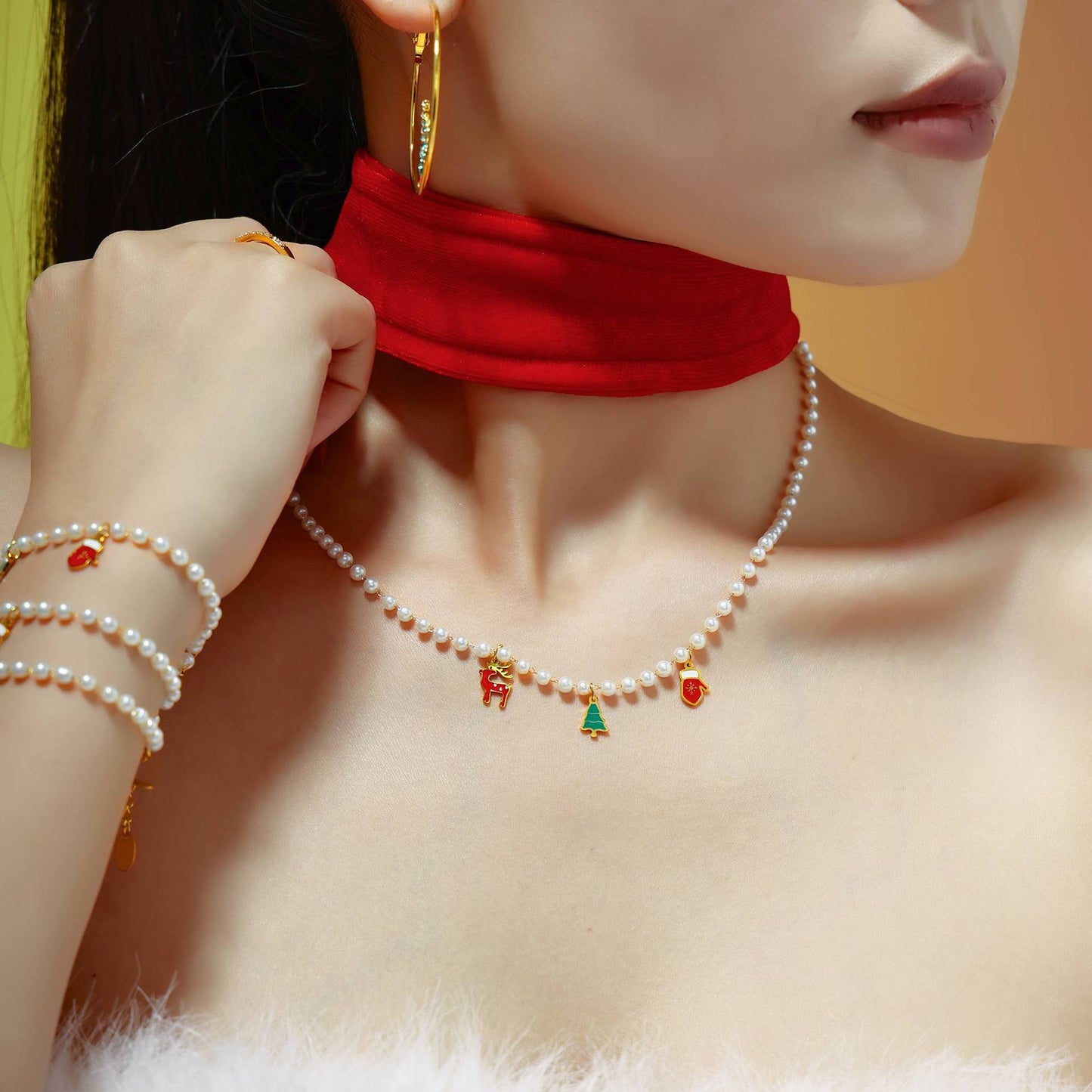 Christmas Tree Reindeer Glove Pendant Imitation Pearl Enamel Necklace & Bracelet Set – Stainless Steel Gold Plated Holiday Jewelry