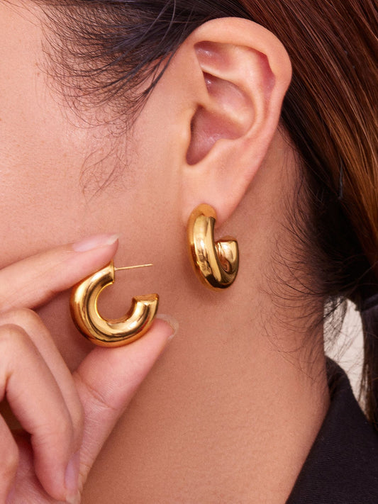 Hollow Smooth C-Shaped Hoop Earrings – Minimalist Stainless Steel Polished Statement Jewelry | WANTI Jewelry