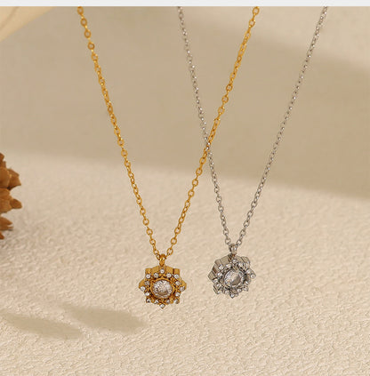 18K Gold Plated Titanium Steel Flower Crystal Pendant Necklace - Simple Fashion Jewelry