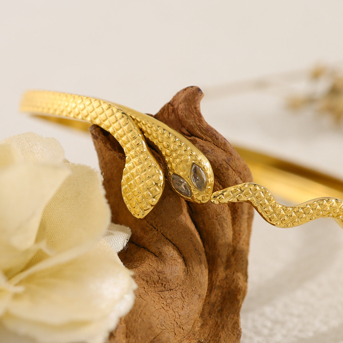 18K Gold-Plated Stainless Steel Zircon Snake Cuff Bracelet | Elegant Serpentine Bangle