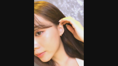14K Solid Gold Glossy Square Earrings – Minimalist Polished Studs